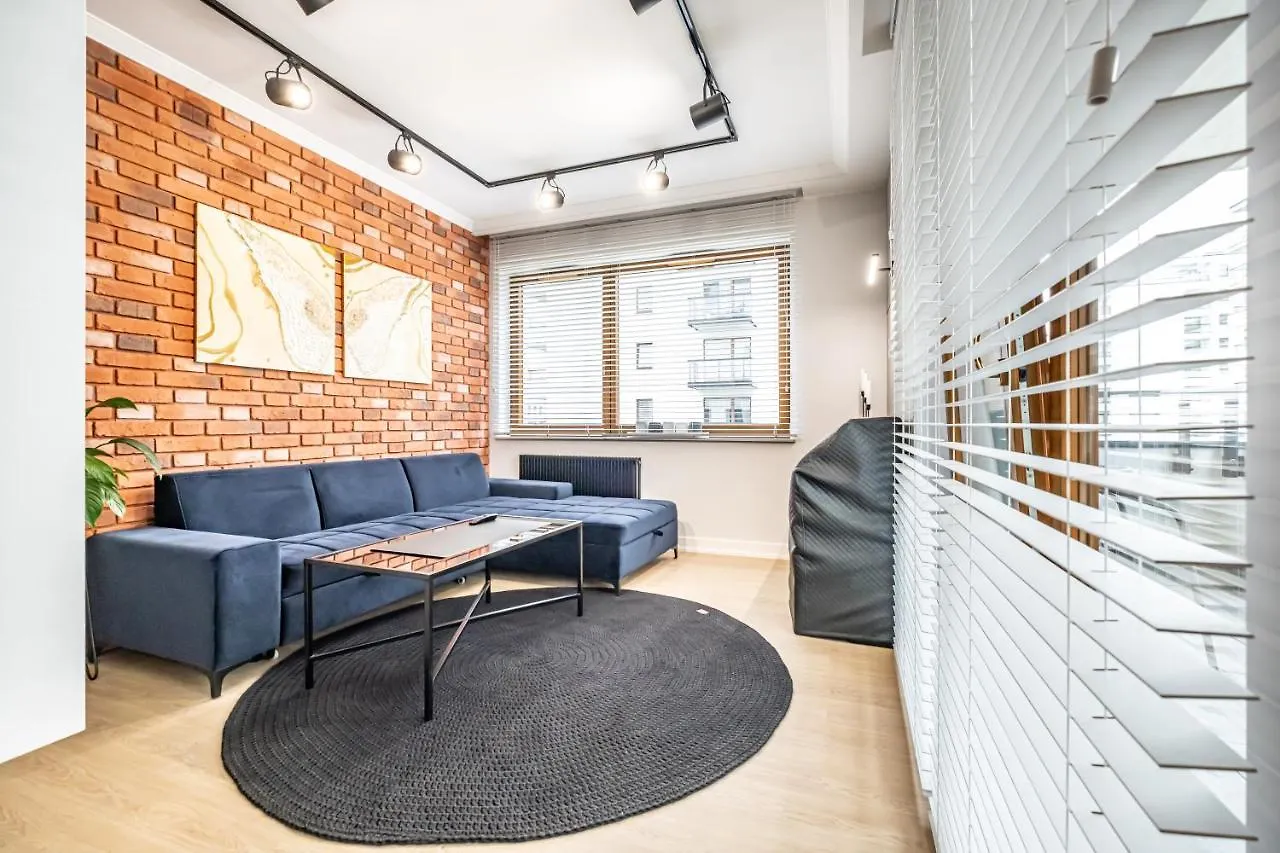 ורשה Positive Apartment